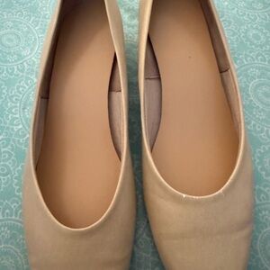 Classic Women's Heels in Beige